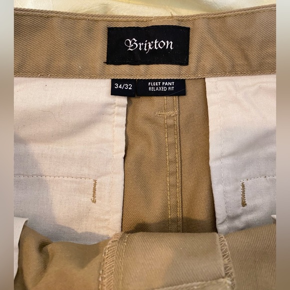 Men’s khaki pants. - Picture 2 of 5